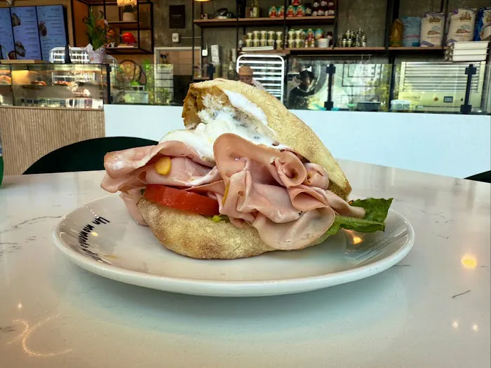 PISTACCHIO pane e caffe Picture 7