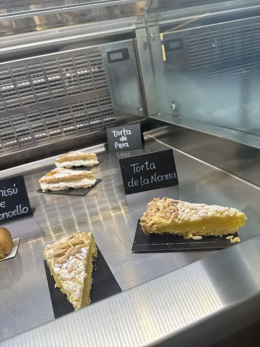 MIA BAKERY GOURMET Picture 9