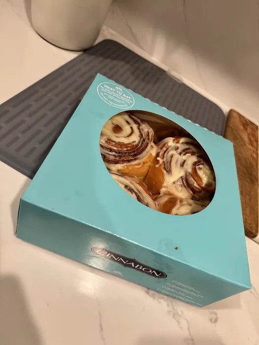 Cinnabon Picture 7