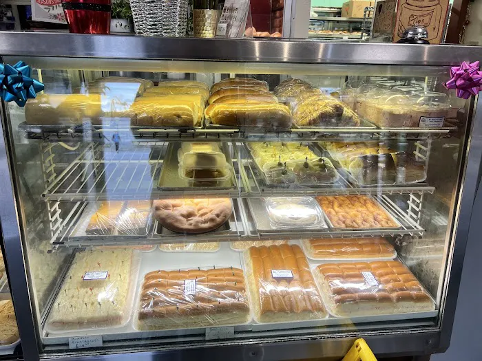 El Brazo Fuerte Bakery Picture 8