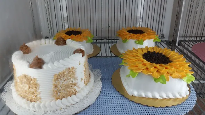 El Brazo Fuerte Bakery Picture 3