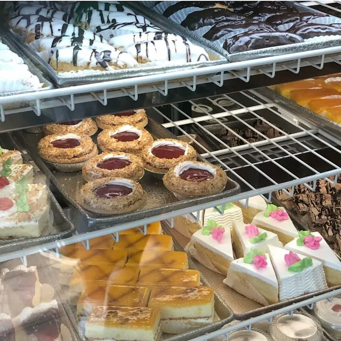 El Gallito Bakery Picture 5