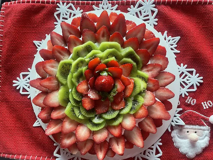 Pavlova Cake Picture 4