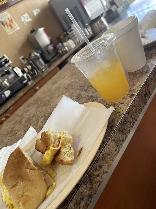 Ela's Bakery Cafe Picture 10