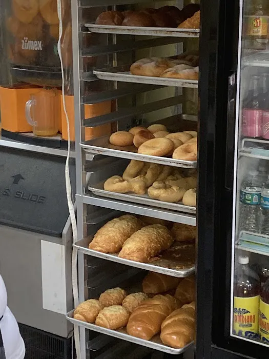 Dulce Delicias Bakery Picture 3