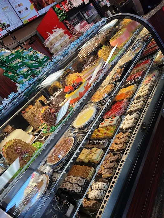 Pinecrest Bakery - Sweetwater Picture 7