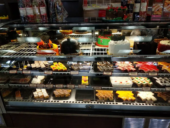 Pinecrest Bakery - Sweetwater Picture 6