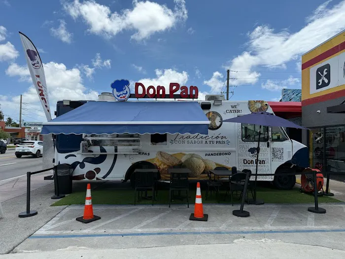 Don Pan Food Truck Picture 1