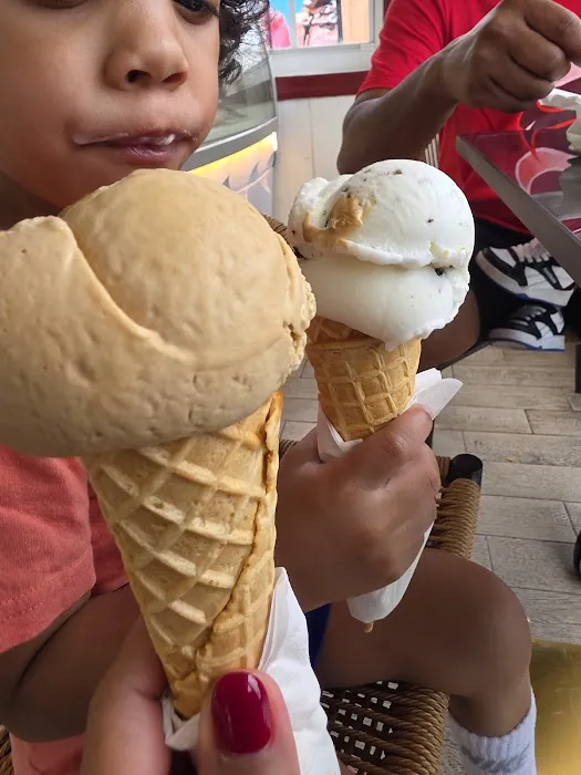The Frances Gelato and Bakery Picture 4