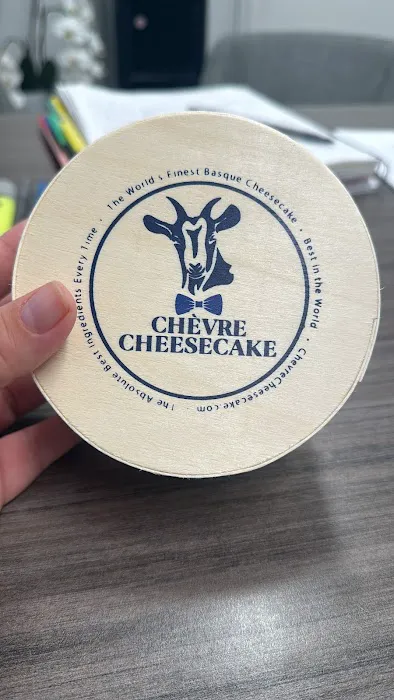 Chèvre Cheesecake Bakery Picture 5