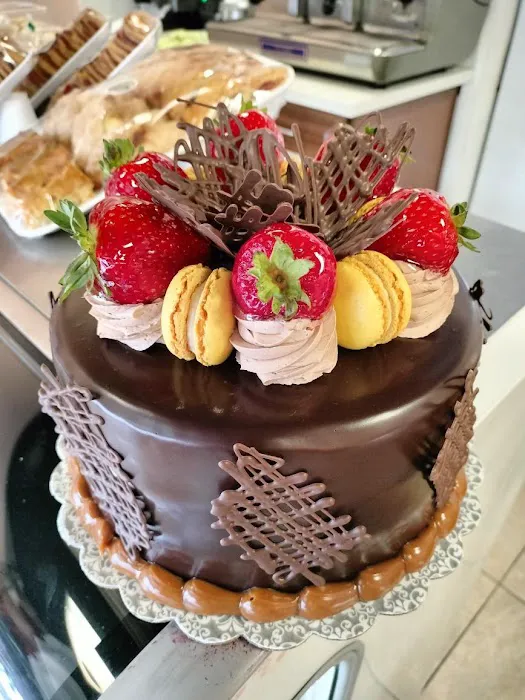 La Suiza Bakery Picture 7