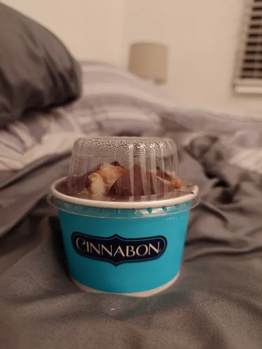 Cinnabon Picture 3
