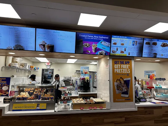 Auntie Anne's Picture 3