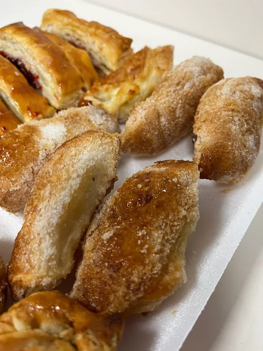 Dulcinea Bakery and Cake Supply Picture 6