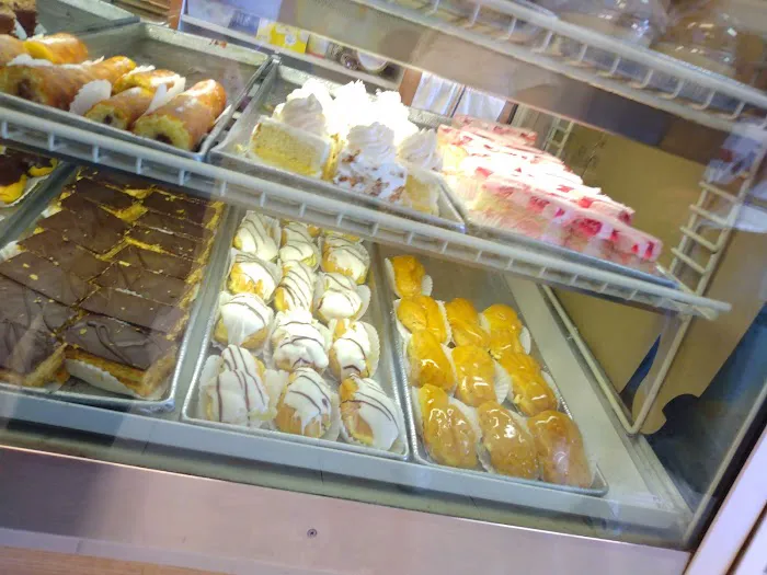 Plaza Bakery Picture 6