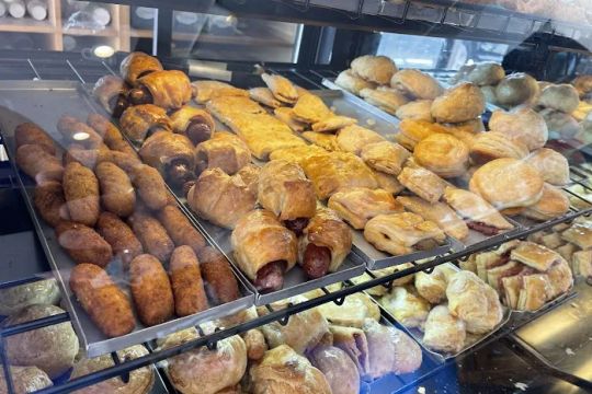 Gilbert's Bakery on Bird