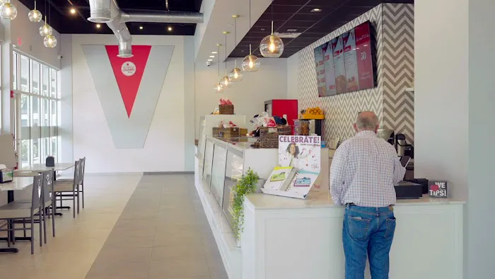 Vicky Bakery Bird Road Picture 9