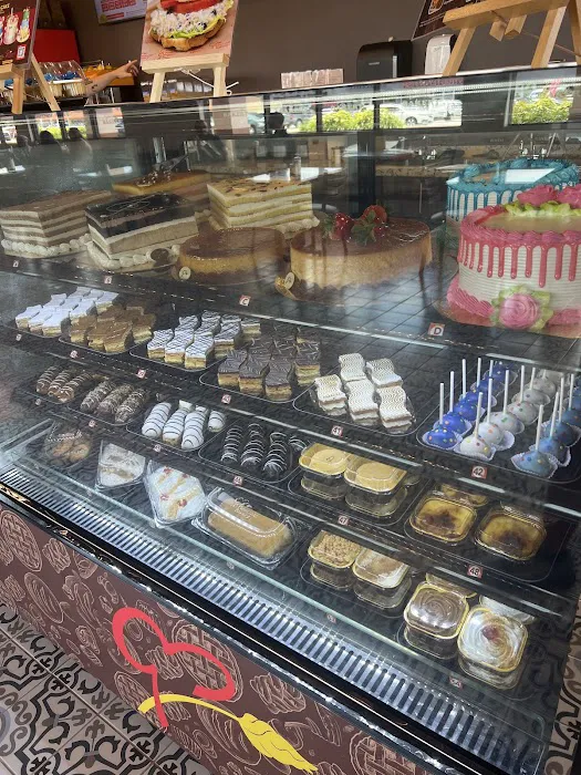 Pinecrest Bakery - Bird Road Tropical Park Picture 7