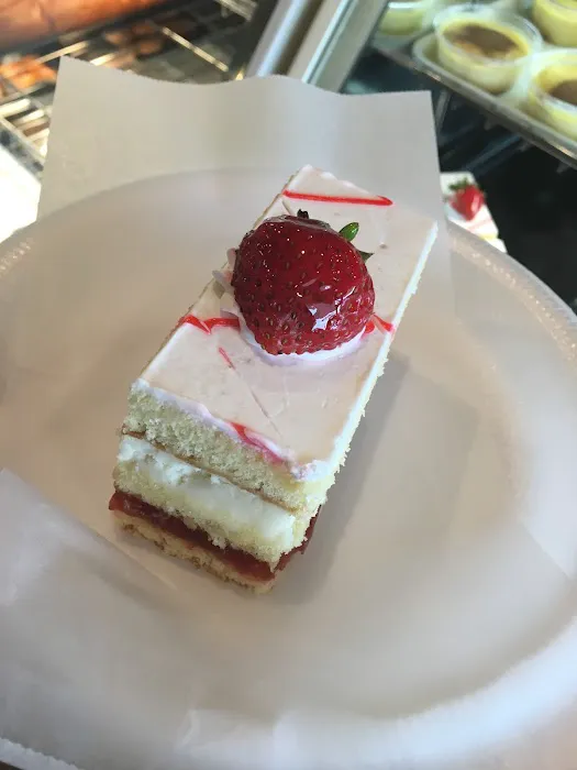 Party Cake Bakery Picture 1