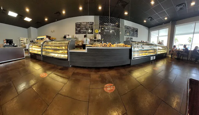 Party Cake Bakery Picture 6