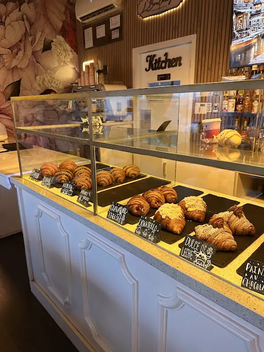 L' Boulanger *Maison du Croissant* Picture 8