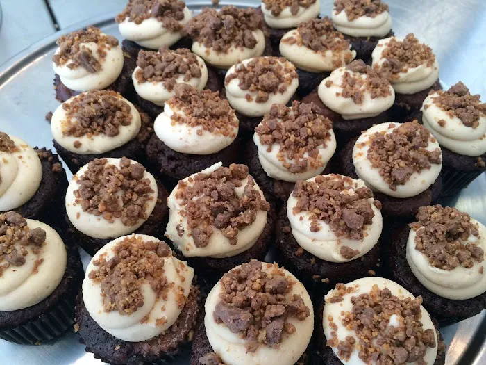 Misha's Cupcakes Picture 3
