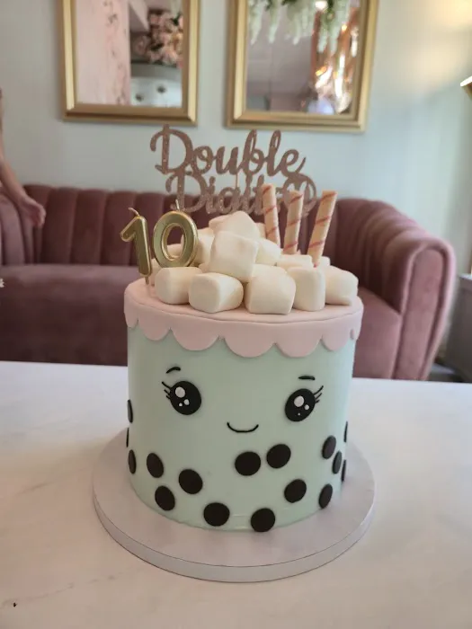 Simply Cakes Picture 5