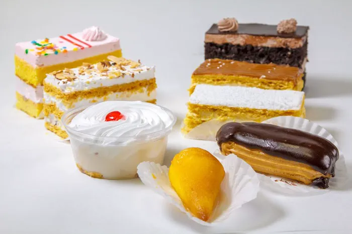 Karla Cuban Bakery - Kendall Store Picture 4