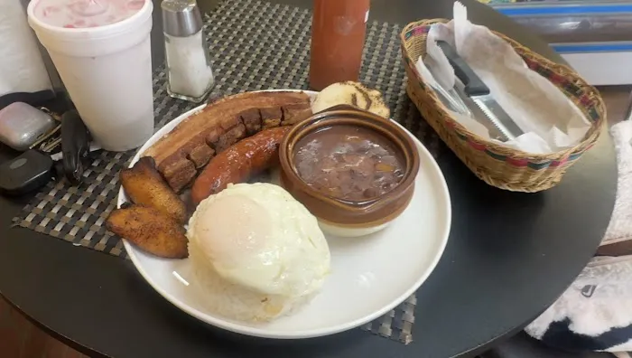 La Candelaria Bakery Picture 1