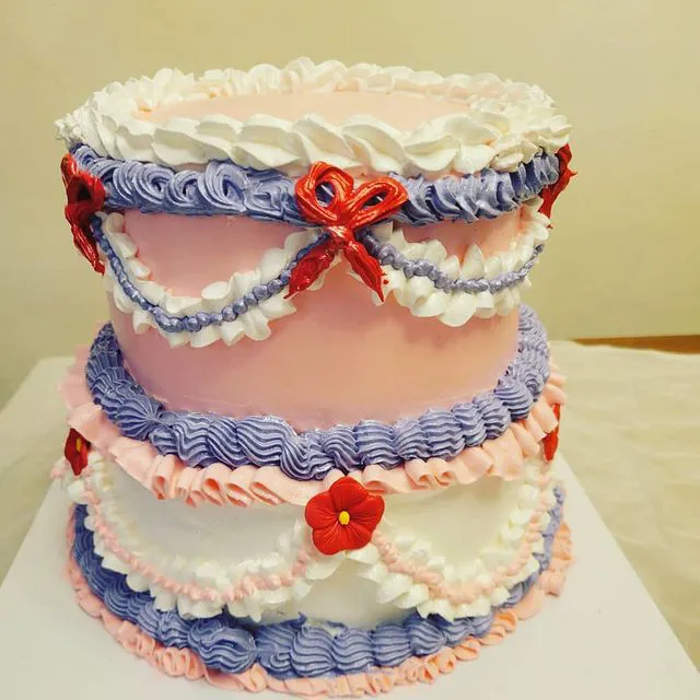 Dominican Lora Cake Designs Picture 9