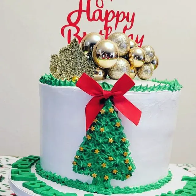 Dominican Lora Cake Designs Picture 10