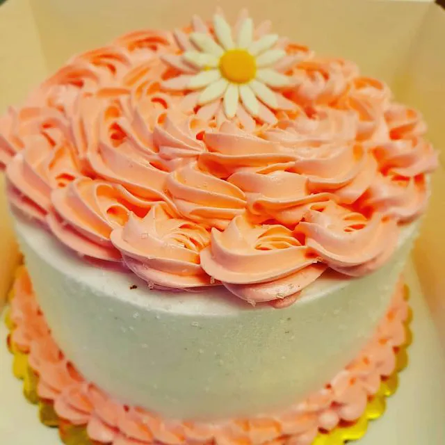 Dominican Lora Cake Designs Picture 4