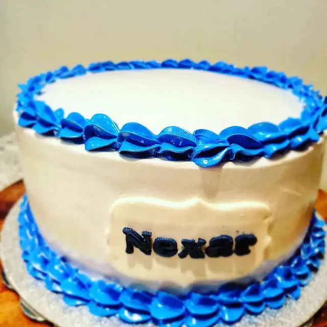 Dominican Lora Cake Designs Picture 5
