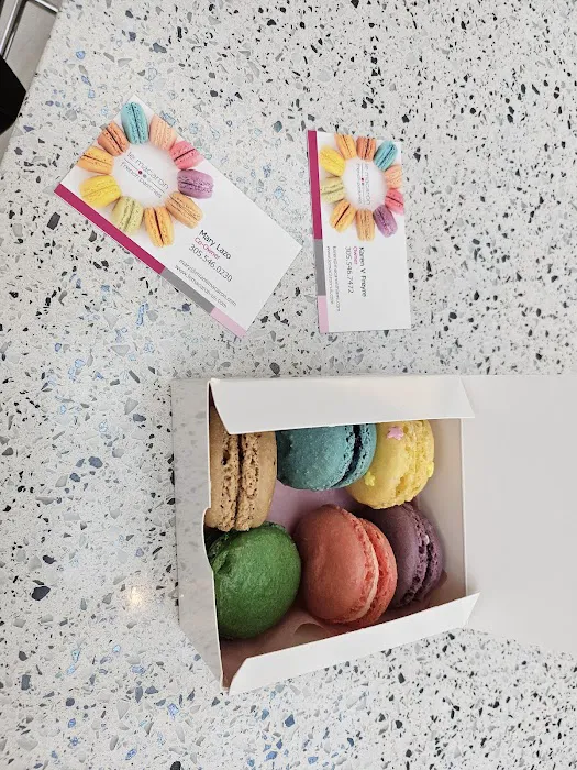 Le Macaron French Pastries Picture 6