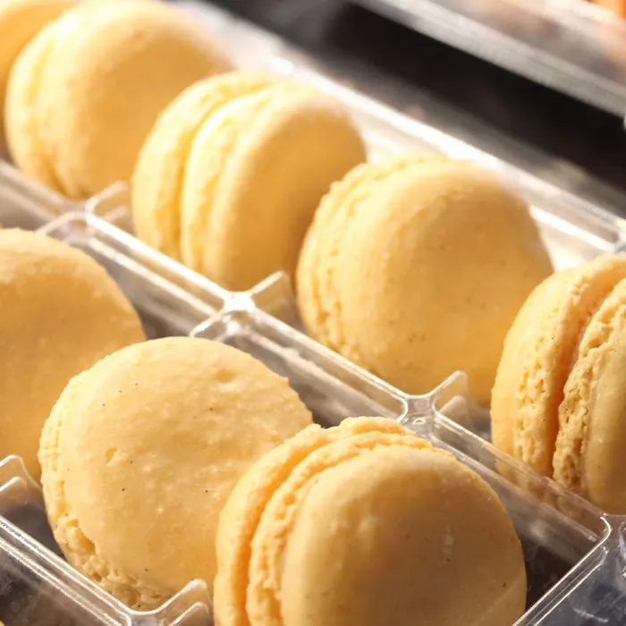 Le Macaron French Pastries Picture 10