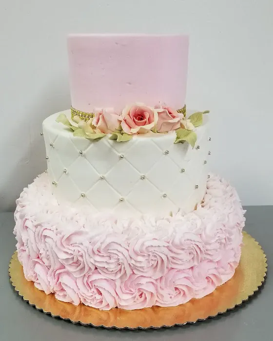 Selva's Cake Designers Picture 4