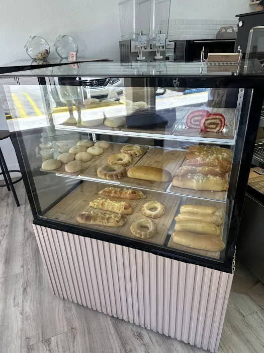 Los Paisas Bakery - Miami Picture 10