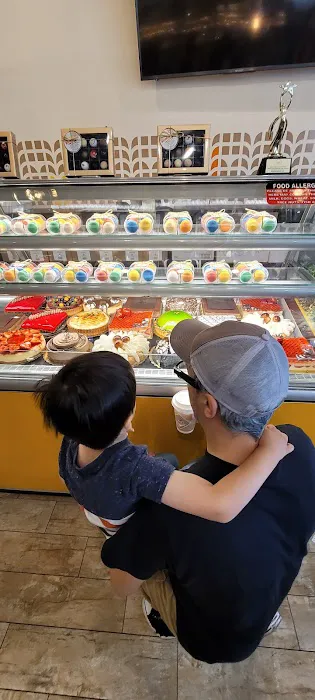 Bonjour French Bakery & Cafe - Kendall Picture 1