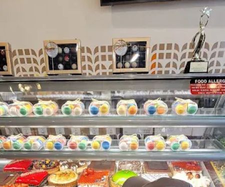 Bonjour French Bakery & Cafe - Kendall