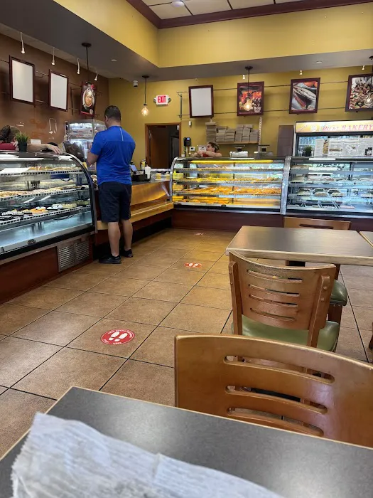 Ricky Bakery #4 (London Square) Picture 4