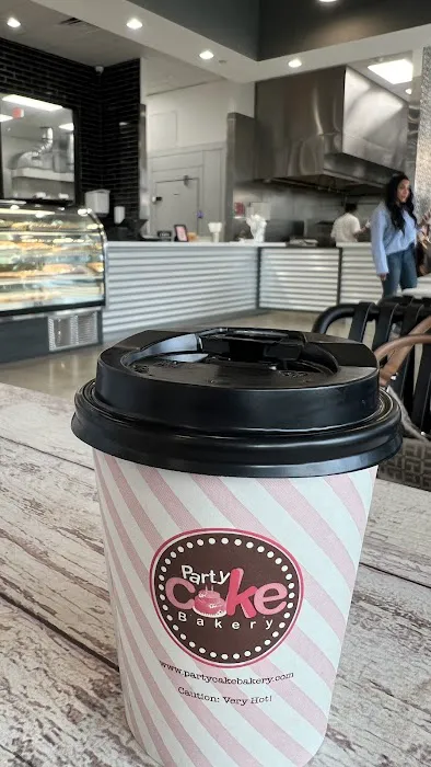 Party Cake Bakery & Cafe Picture 6