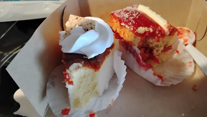 National Cakes Bakery II Picture 1