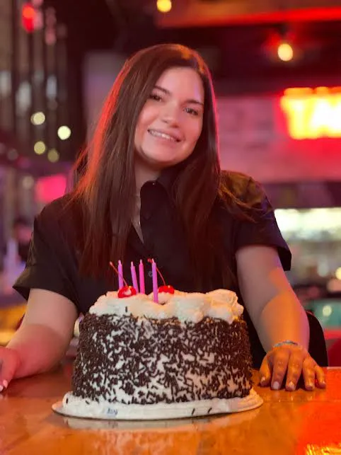 MV Dessertss Picture 10