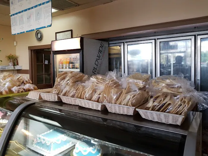 Santa Lucia Bakery Picture 3