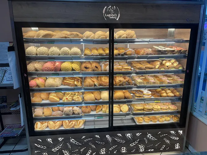 Lupita's Bakery Picture 7