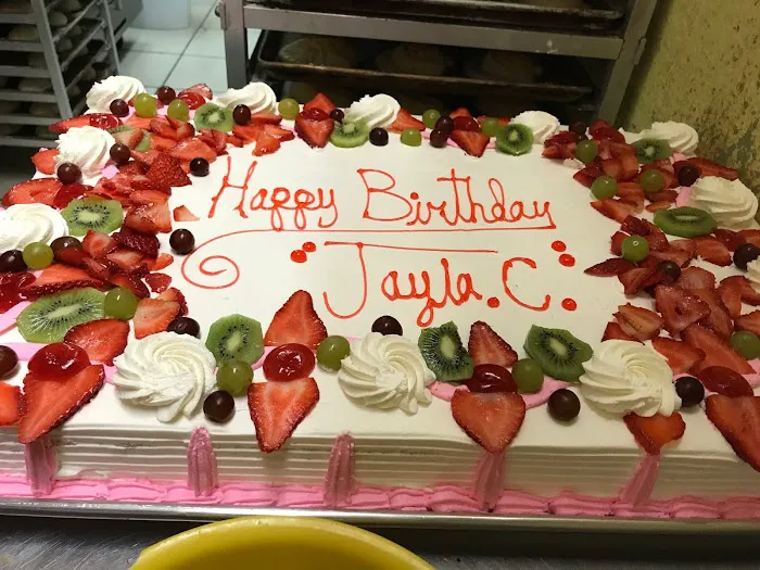 Lupita's Bakery Picture 4