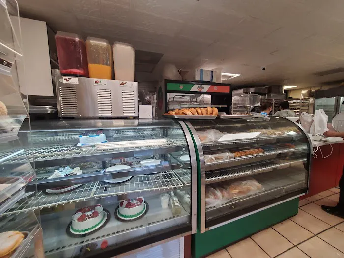 La Patrona Bakery Picture 6