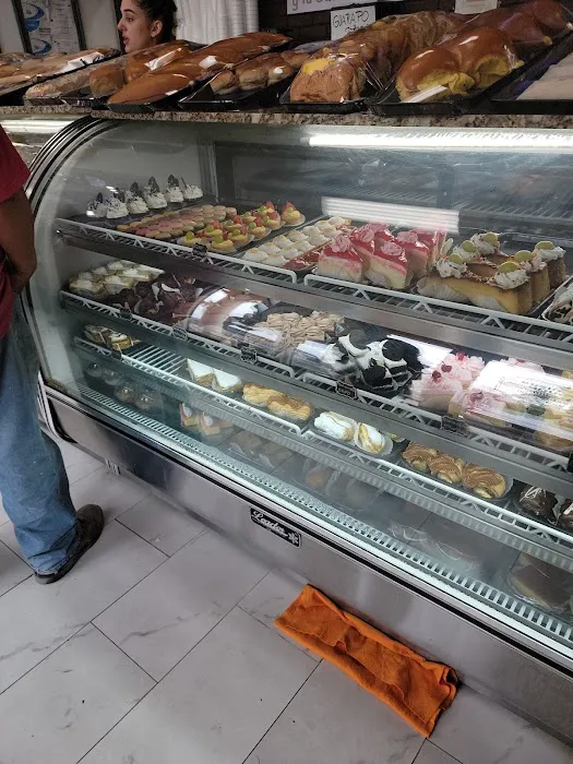 Mi Isla Bakery Picture 6