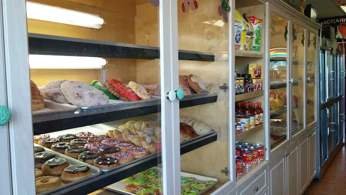 Panaderia La Favorita Picture 8