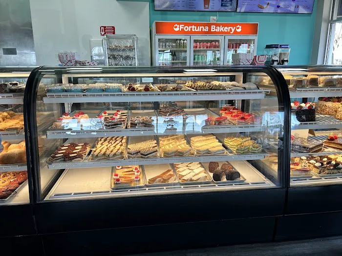Fortuna Bakery & Coffee - Loop West Picture 8